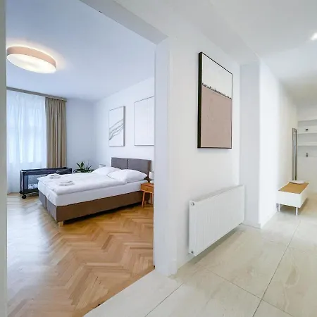 Elysian Apartment *