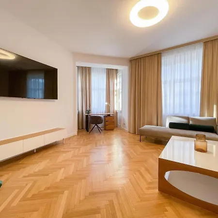 Elysian Apartment *